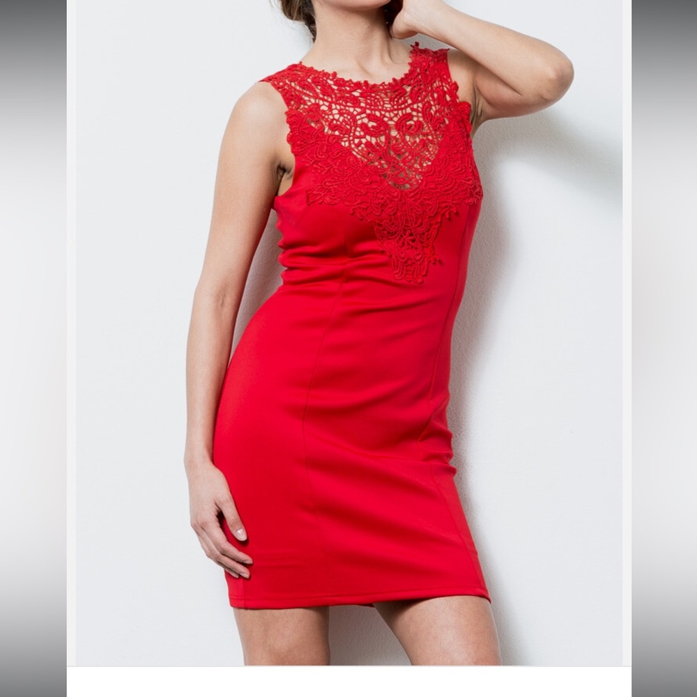 NWOT Windsor Lace Red Midi Dress